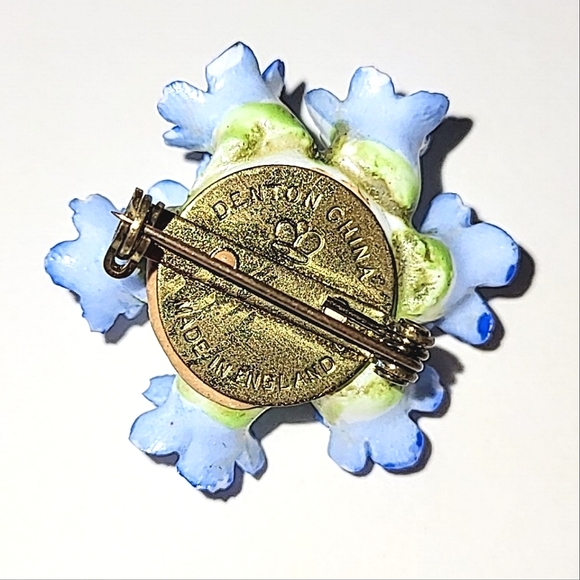 DENTON ENGLAND BLUE FORGET-ME-NOT CHINA BROOCH & EARRINGS SET - Picture 7 of 10